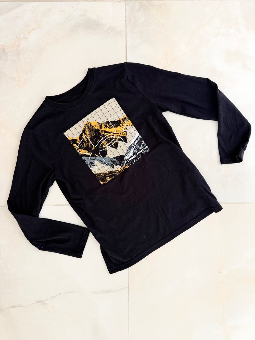 UNDER ARMOUR Boys Mountains T Shirt